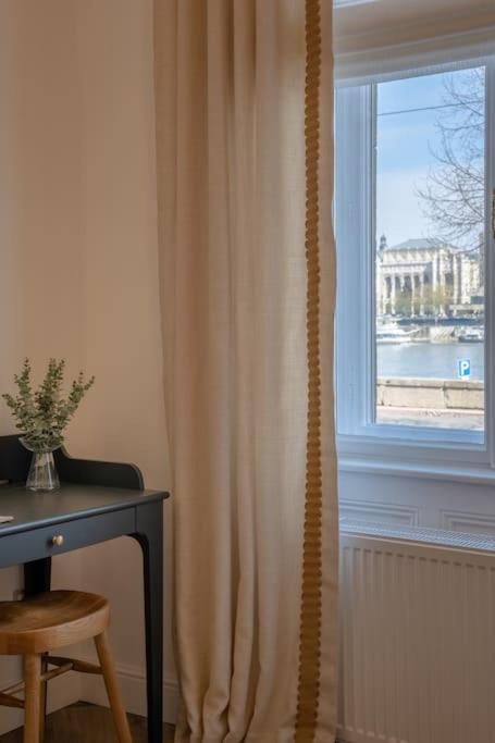 Orangehomes Luxury Apartment Next To Gellert Hill Будапеща Екстериор снимка