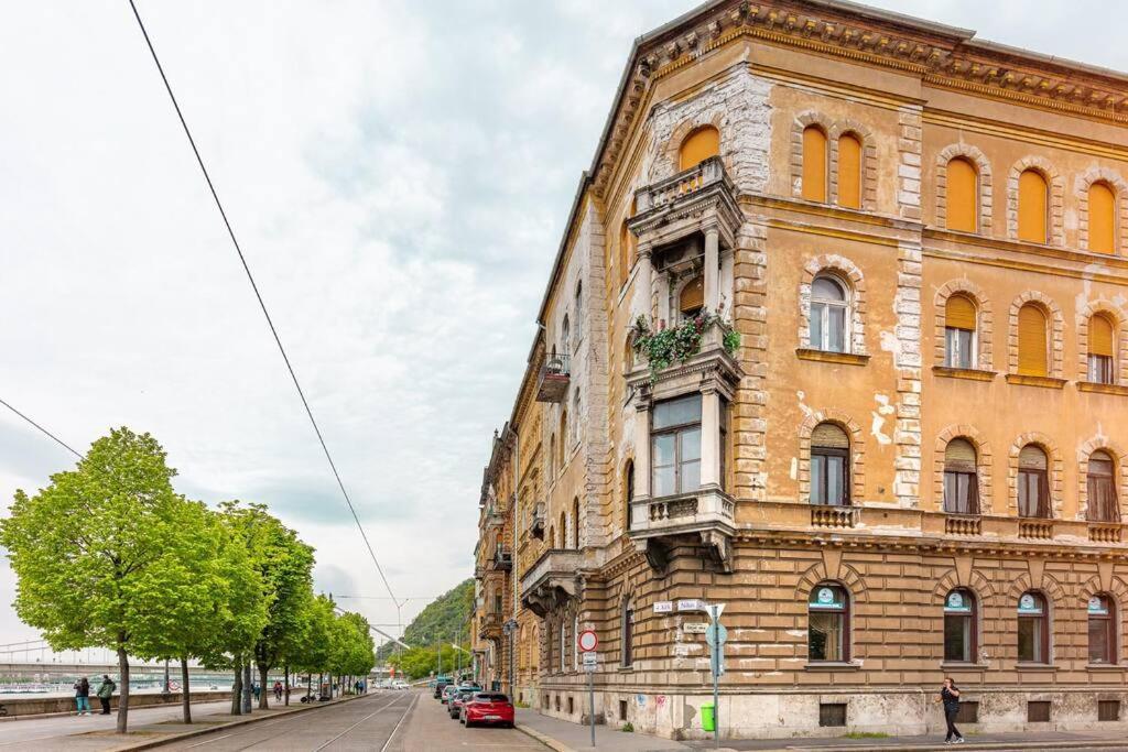 Orangehomes Luxury Apartment Next To Gellert Hill Будапеща Екстериор снимка