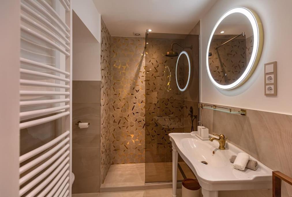 Orangehomes Luxury Apartment Next To Gellert Hill Будапеща Екстериор снимка