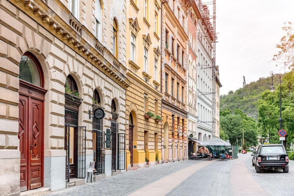 Orangehomes Luxury Apartment Next To Gellert Hill Будапеща Екстериор снимка